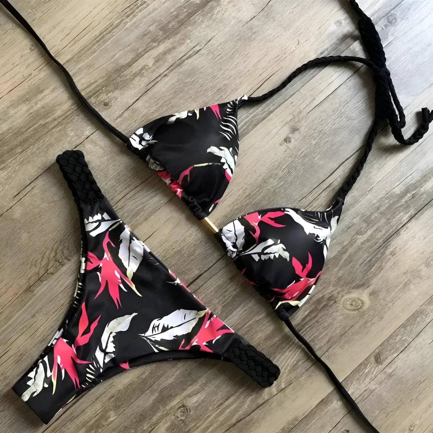 Maillot de bain deux pièces avec bretelles épaisses