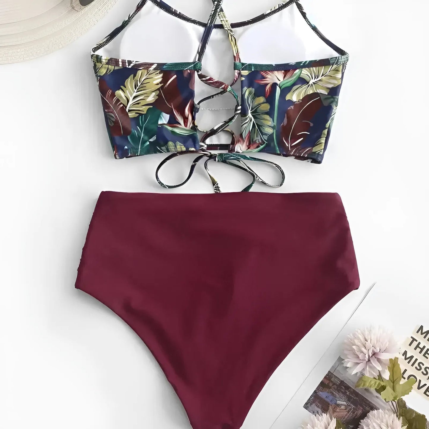 Maillot de bain deux pièces avec design de haut