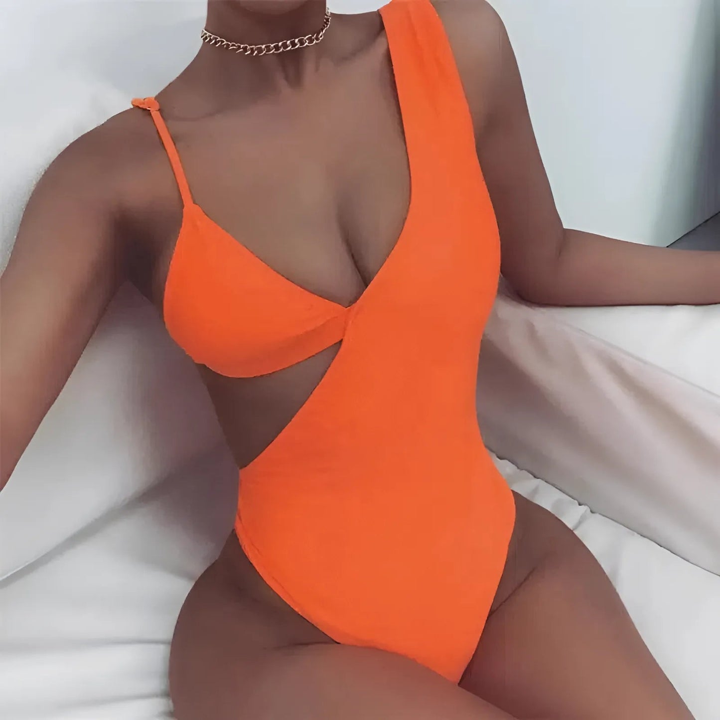 Maillot de bain une pièce asymétrique