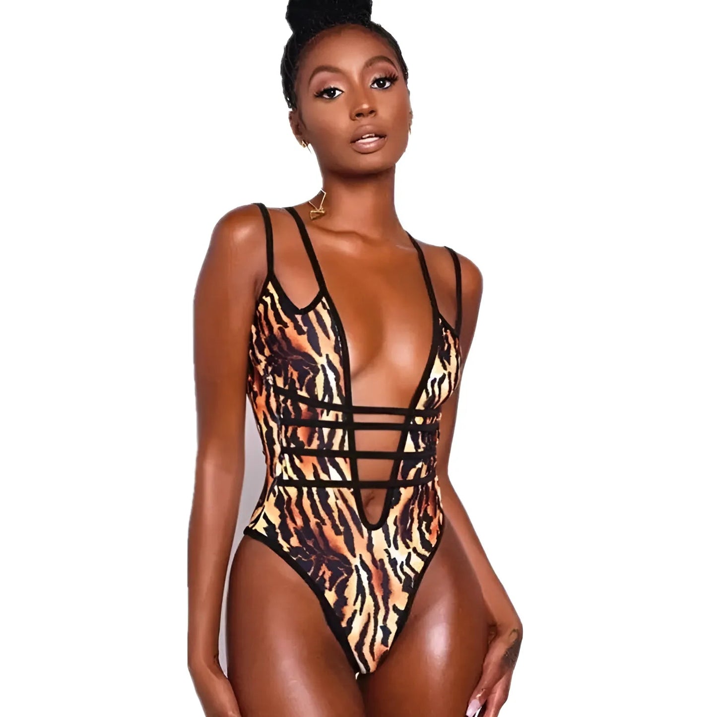 Maillot de bain une pièce avec découpes profondes