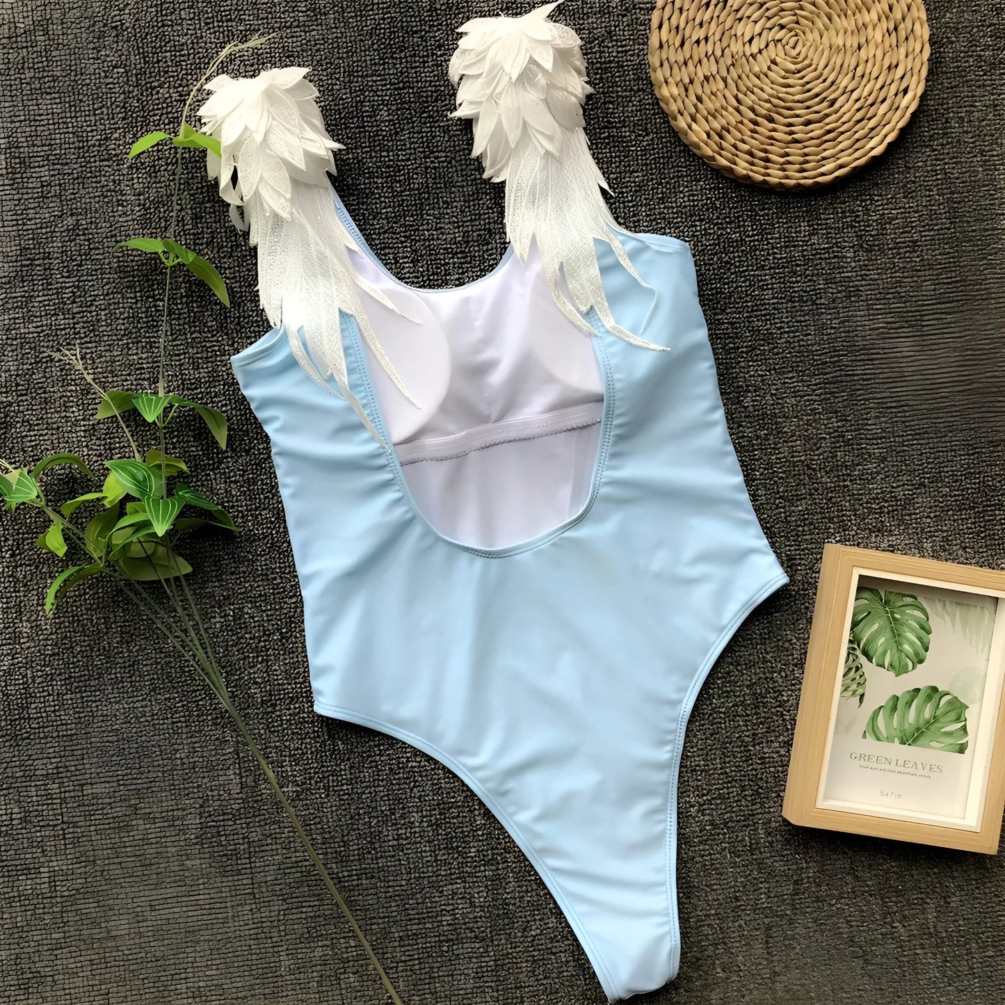 Maillot de bain une pièce avec des ailes