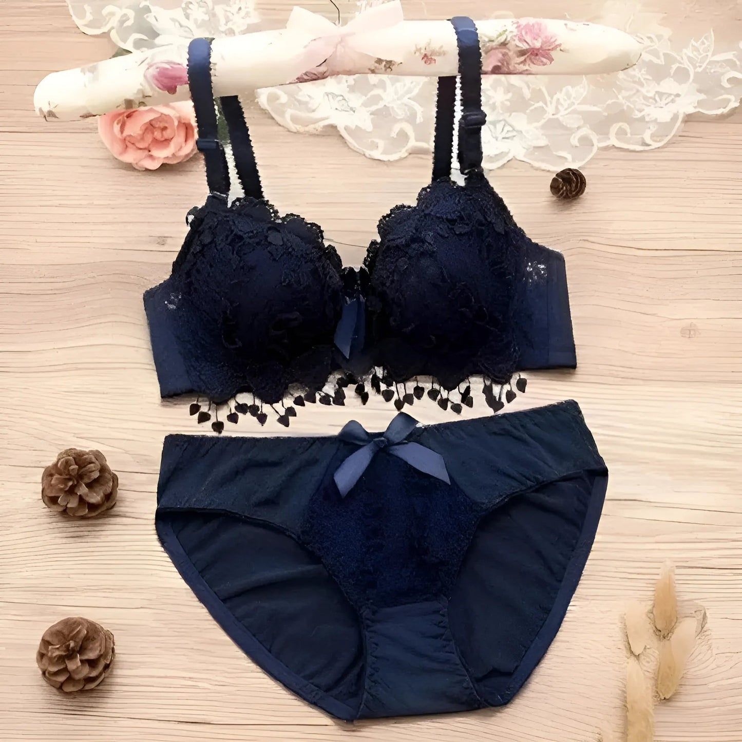 Marine Ensemble de lingerie en dentelle avec motif en cœur