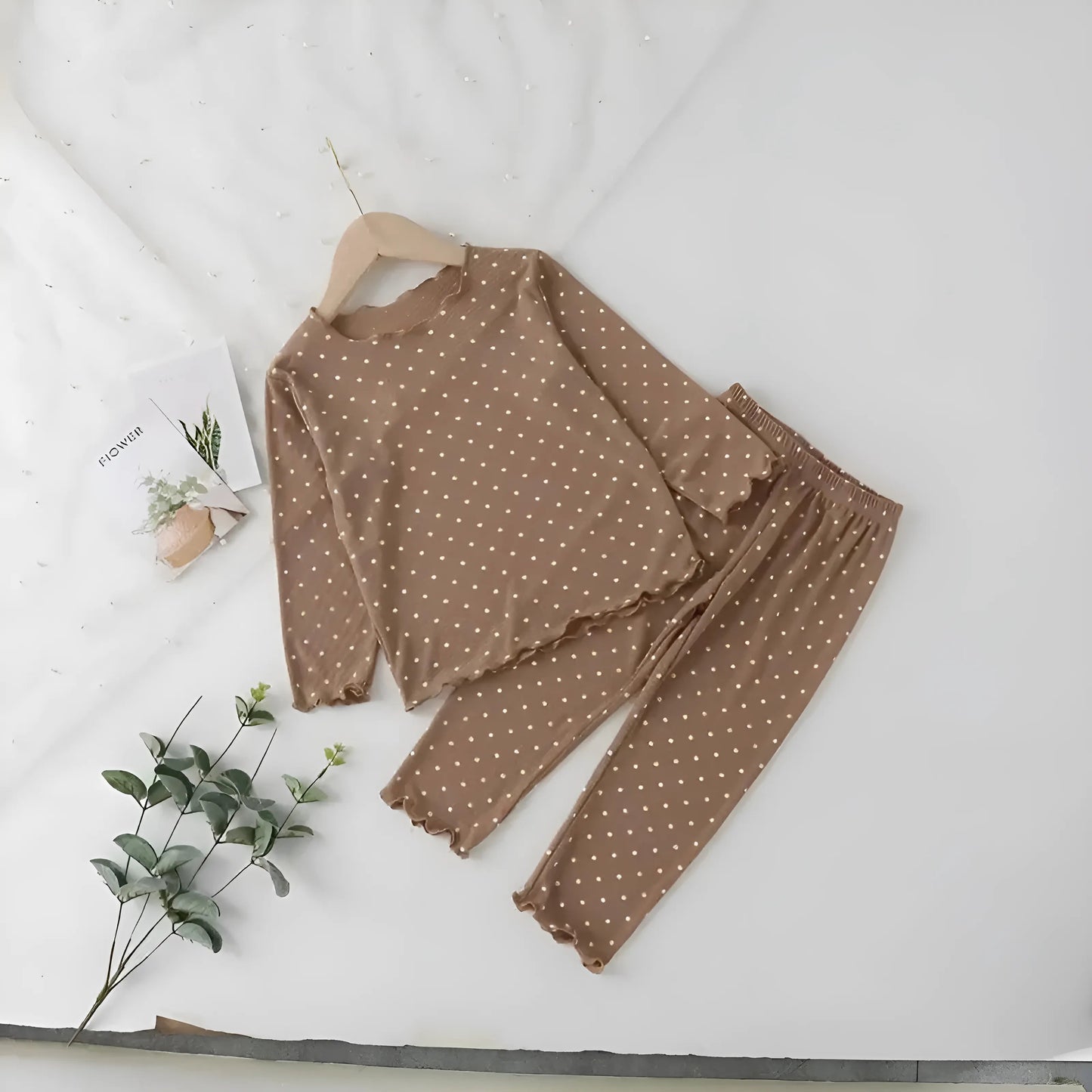 Marron Pyjama à pois à manches longues pour enfants