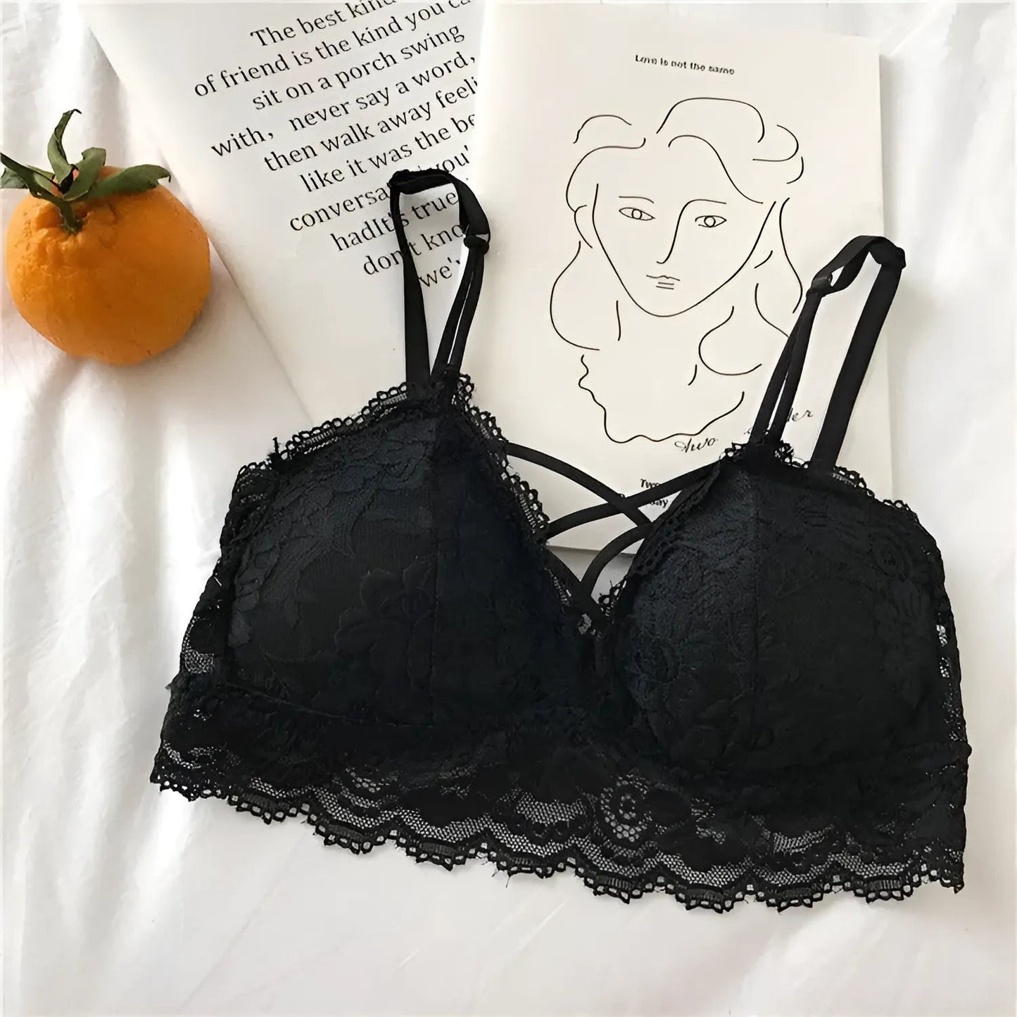 Noir Brassière en dentelle avec design taille basse