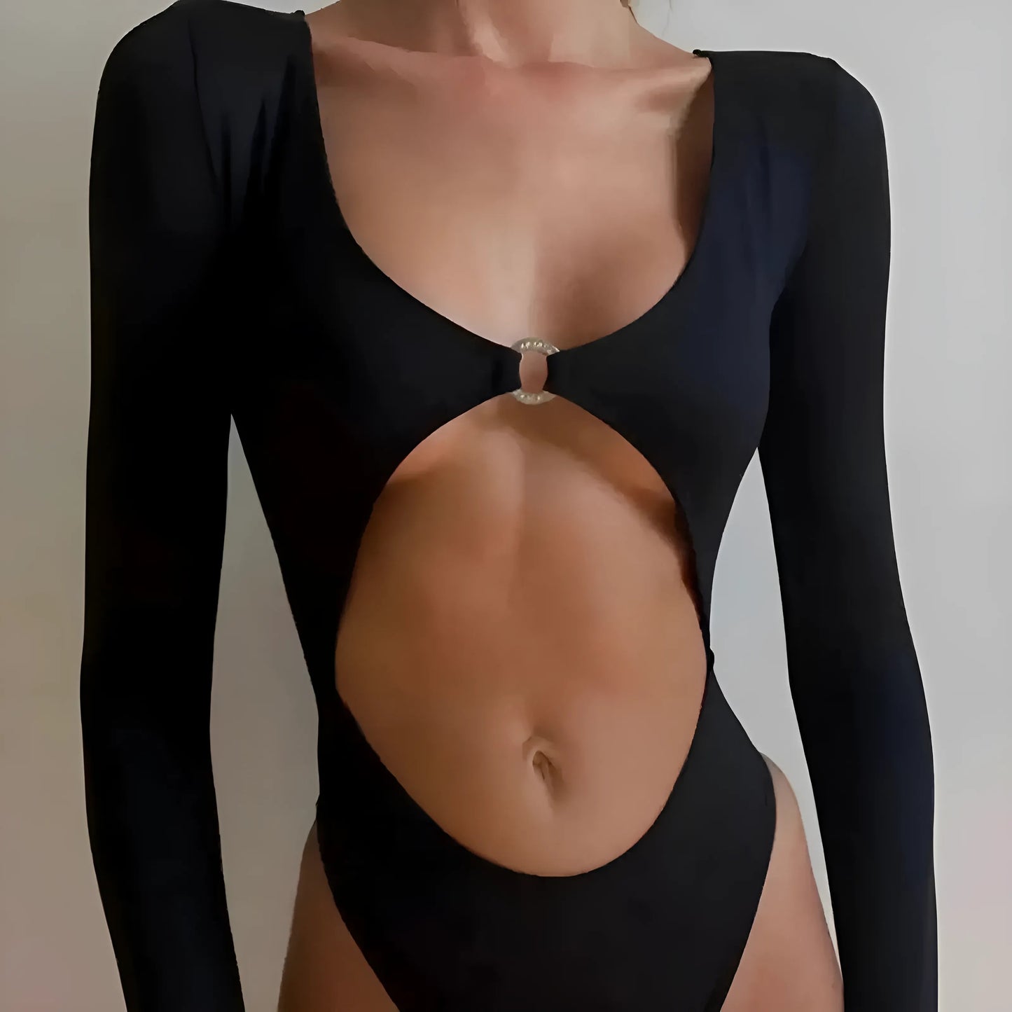 Noir Corps avec découpe à la taille