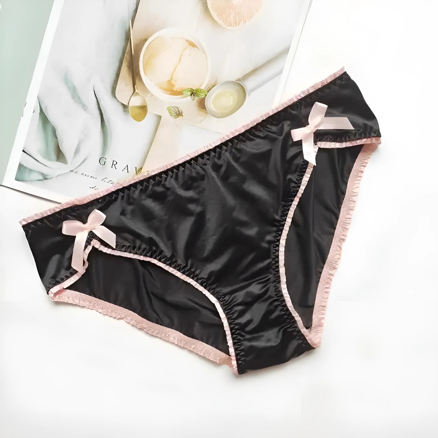 Noir Culottes en satin avec des nœuds