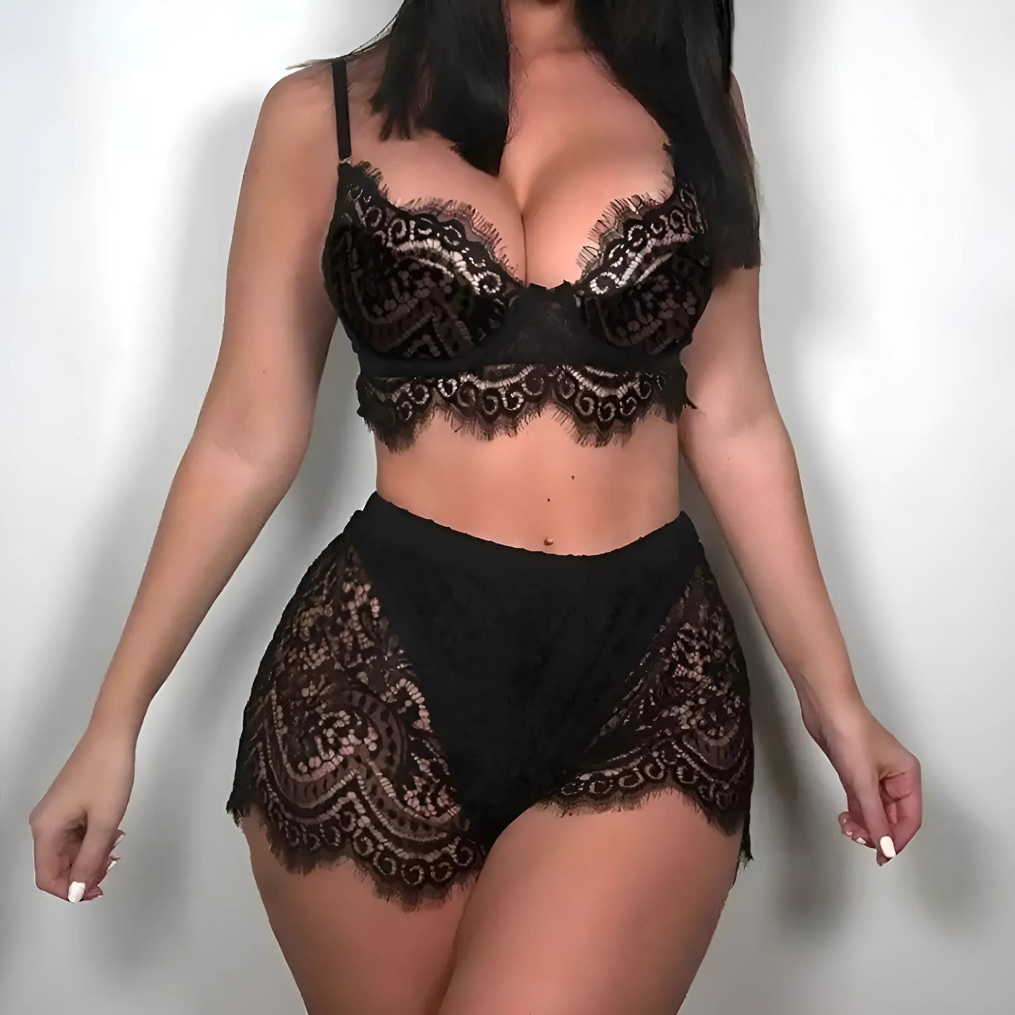 Noir Ensemble de lingerie en dentelle avec shorts
