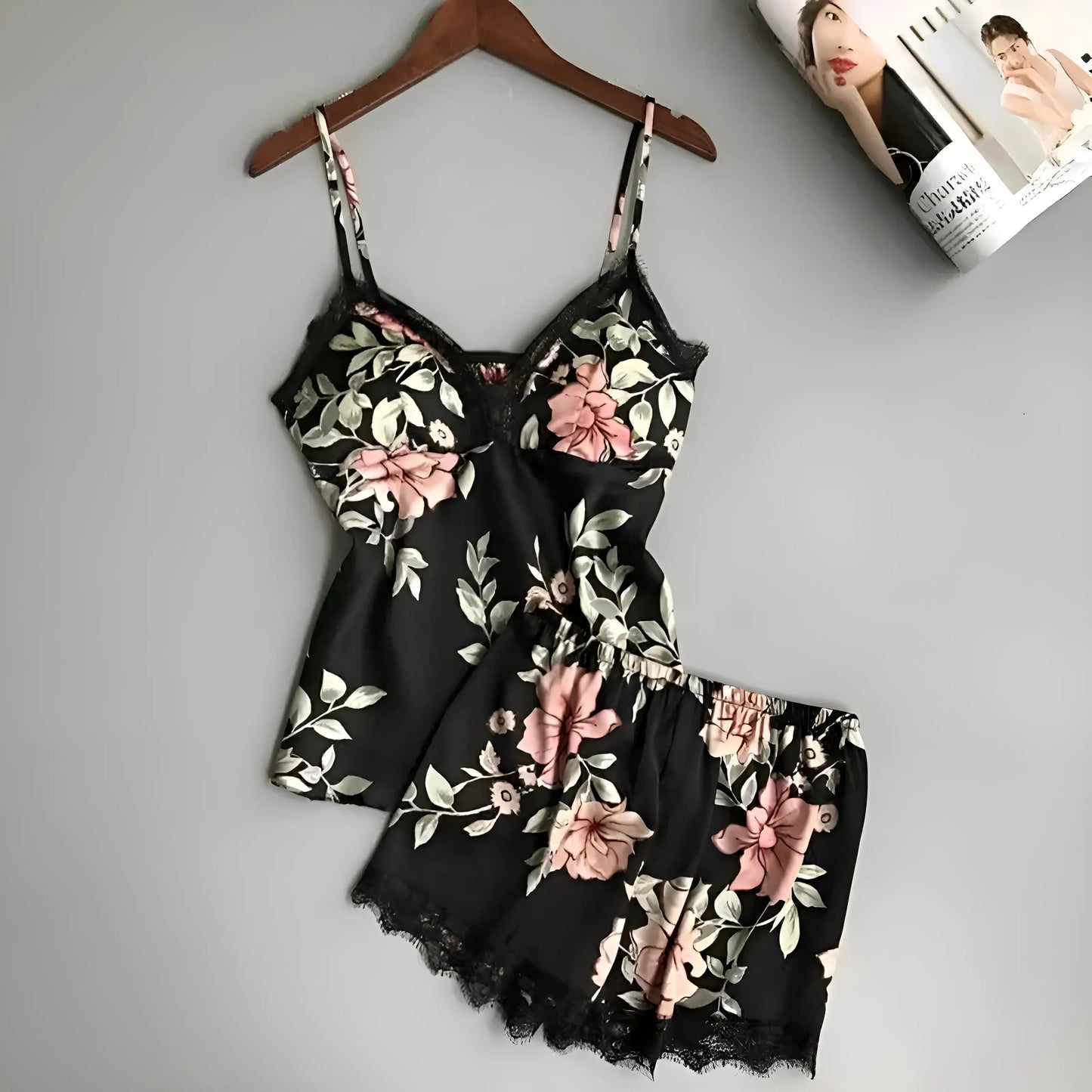 Noir Ensemble de pyjama floral avec haut et shorts