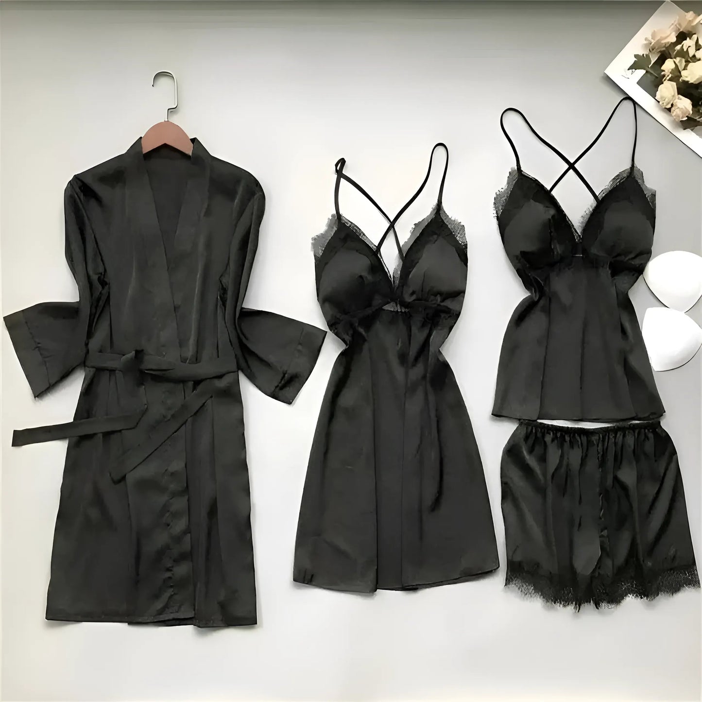 Noir Ensemble de sommeil en satin de quatre pièces