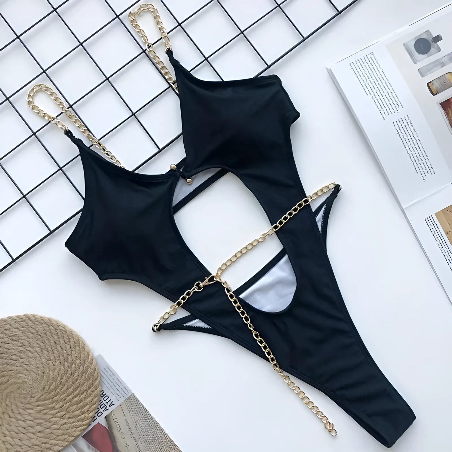 Noir Maillot de bain une pièce avec chaîne décorative