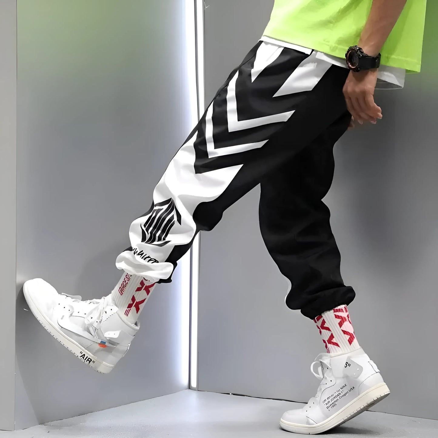 Noir Pantalons de survêtement à motifs pour hommes