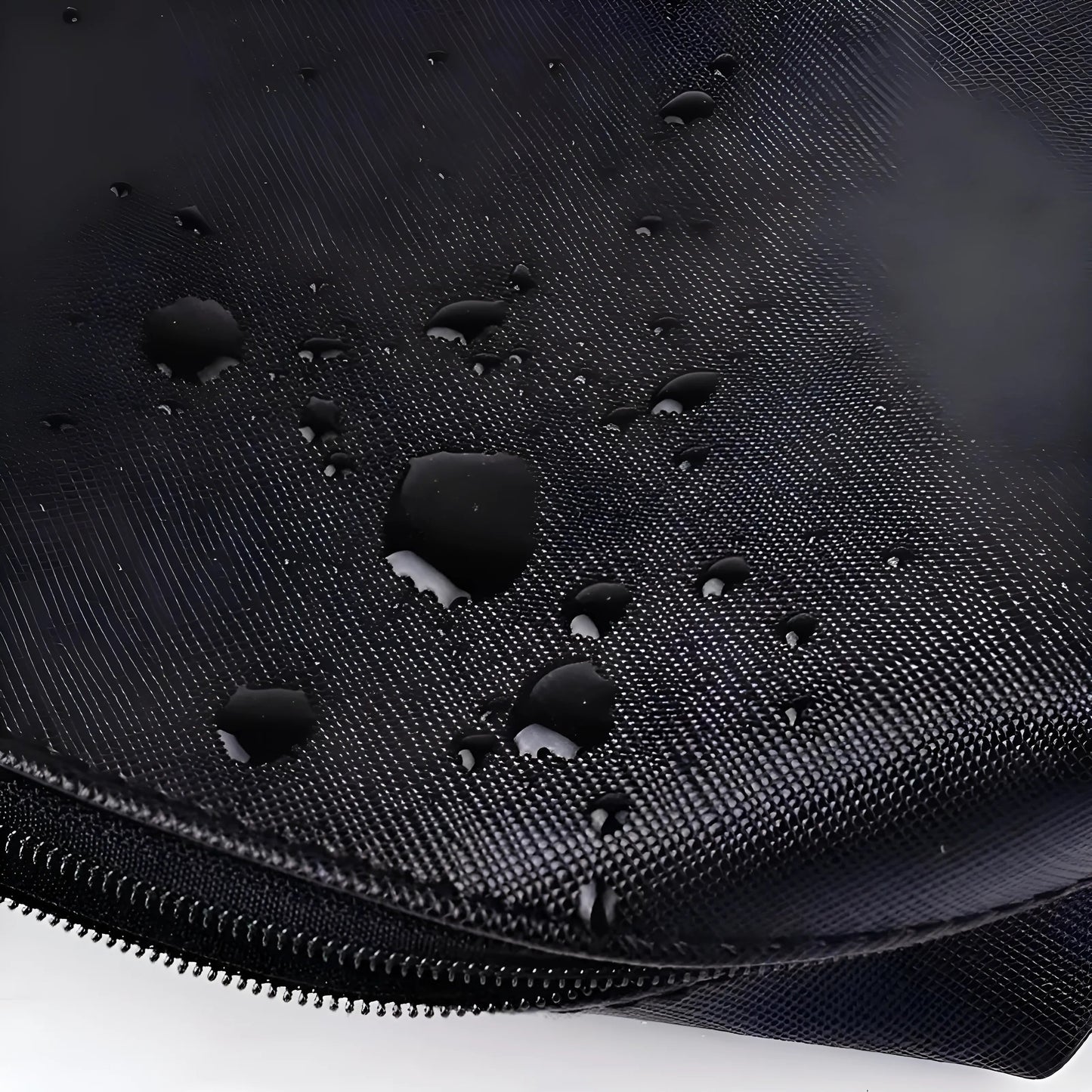 Noir Trousse de maquillage classique avec des fermetures éclair dorées