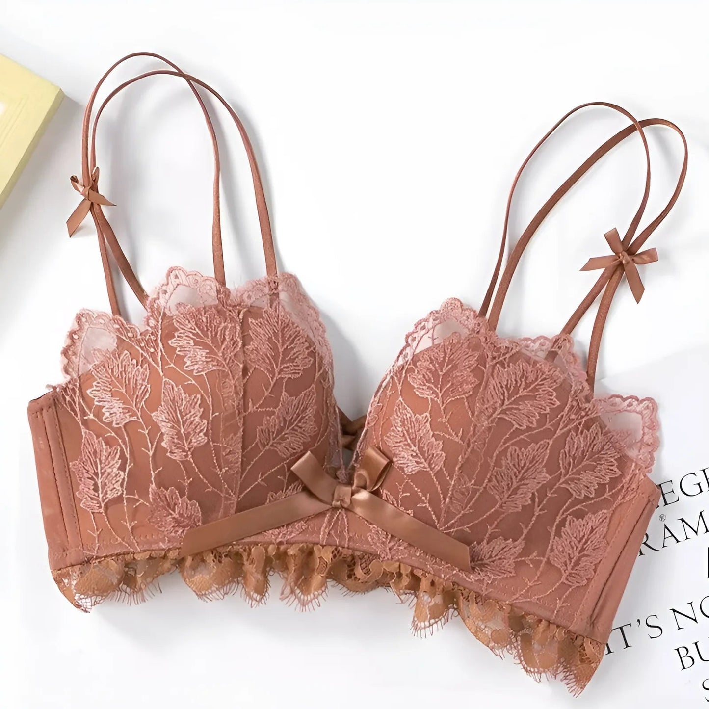 Orange Soutien-gorge en dentelle avec des nœuds