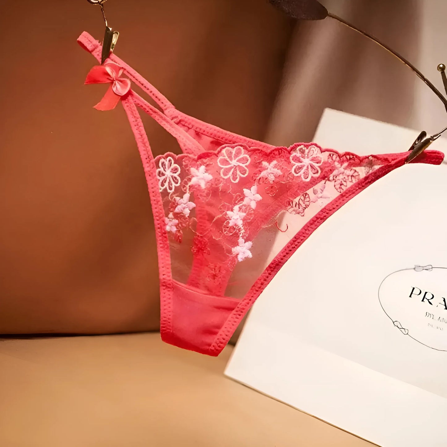 Pastèque String en dentelle avec nœud
