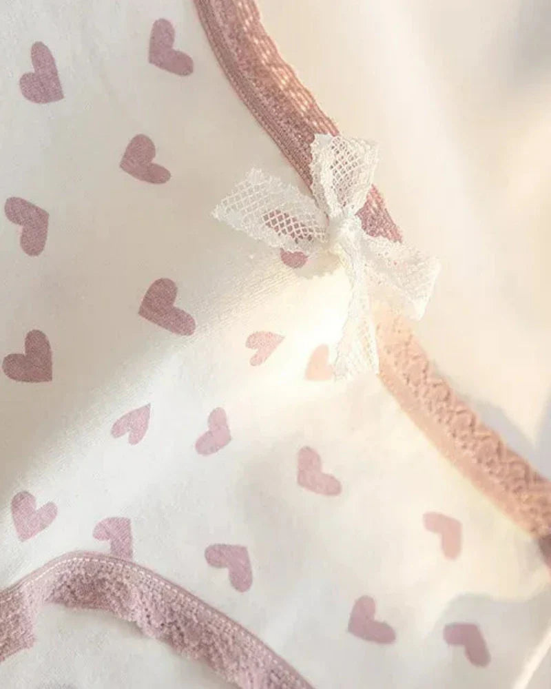 Culottes classiques à motifs de cœurs
