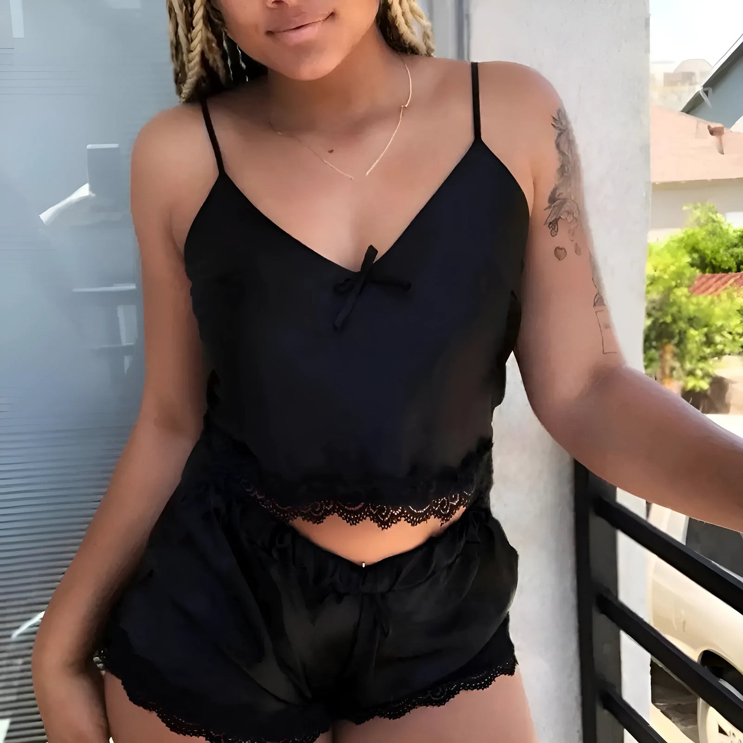Pyjamas pour femmes avec top court et shorts