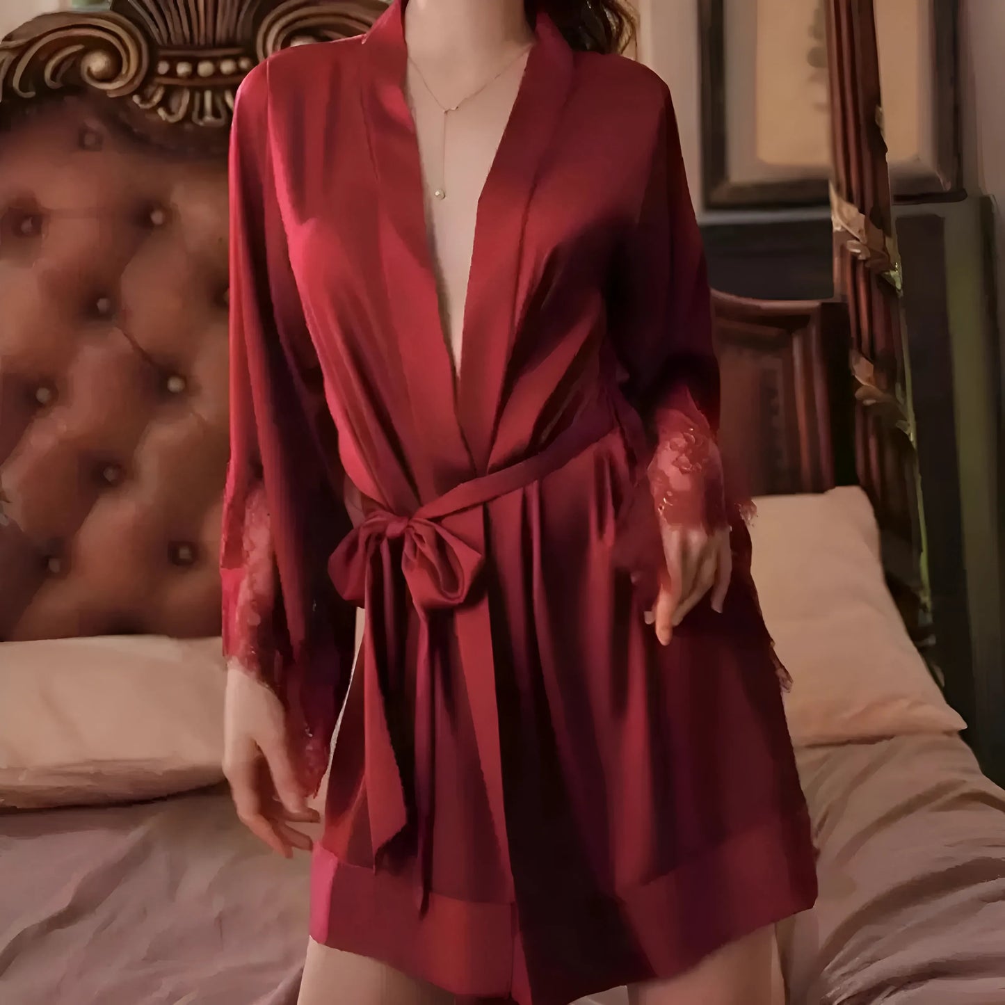 Robe de chambre à manches en dentelle