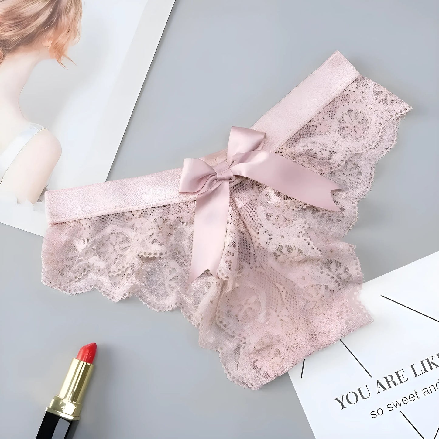 Rose Culotte en dentelle avec détail en nœud à l'arrière