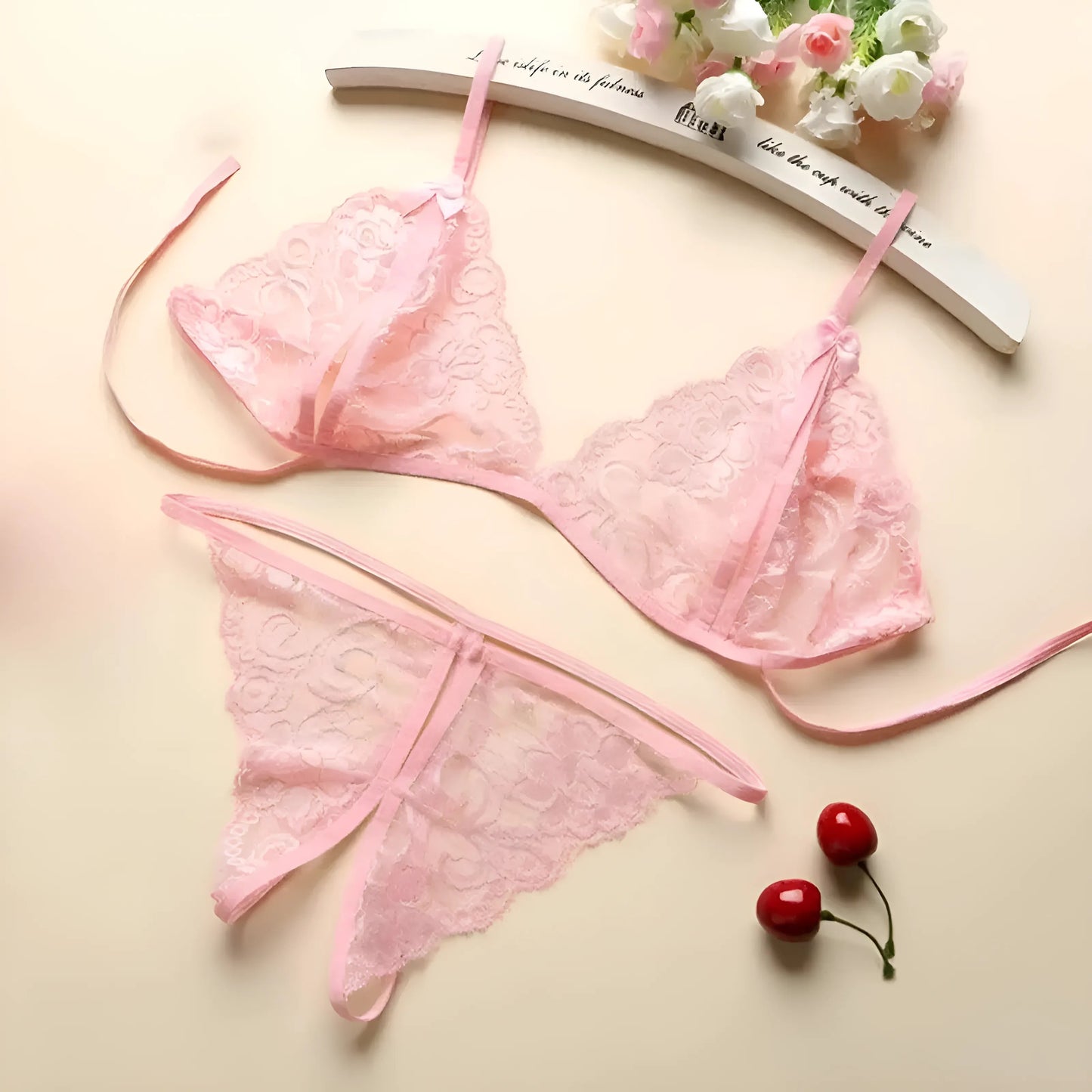Rose Ensemble de lingerie en dentelle avec découpes