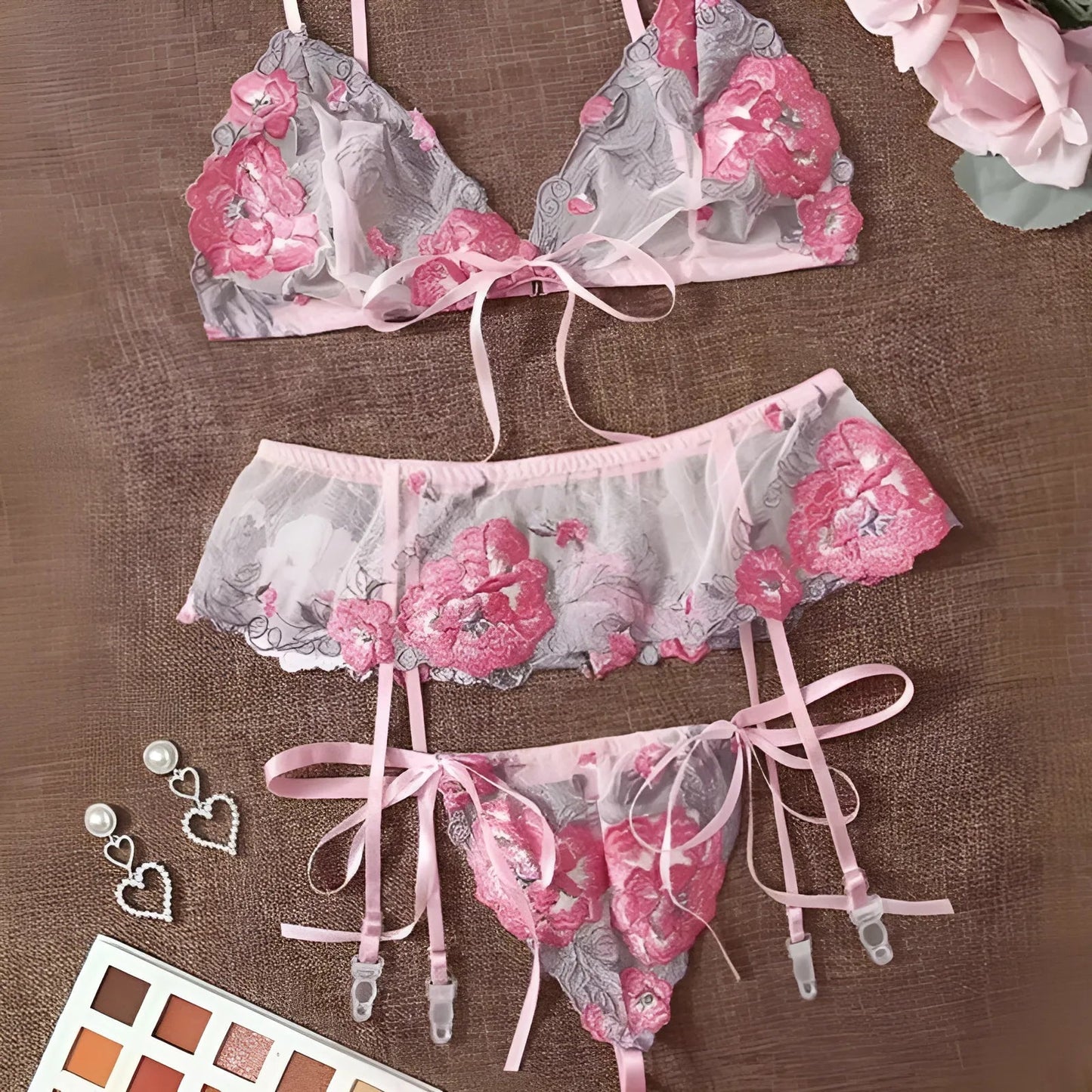 Rose Ensemble de lingerie en dentelle avec des roses