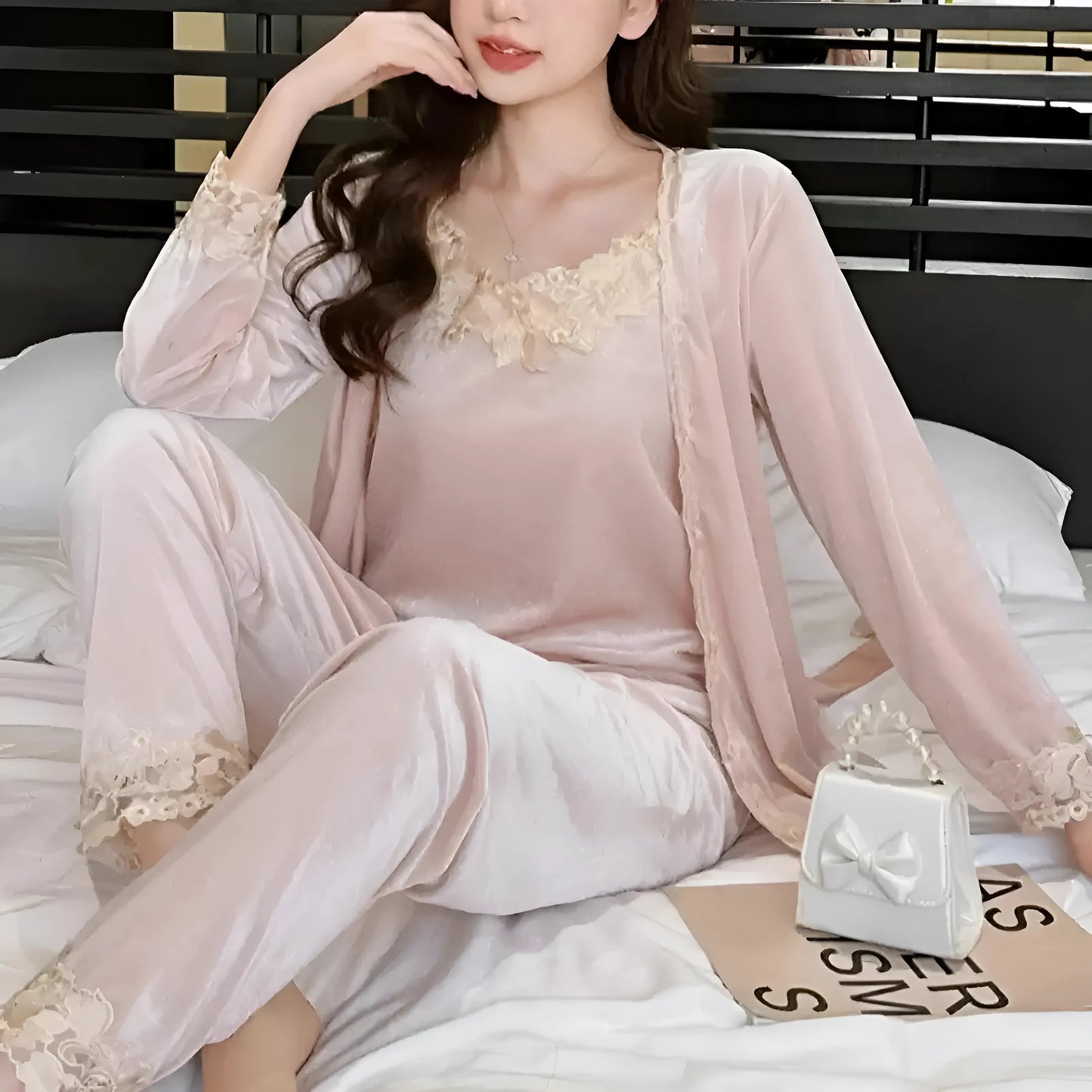 Rose Ensemble de nuit avec dentelle