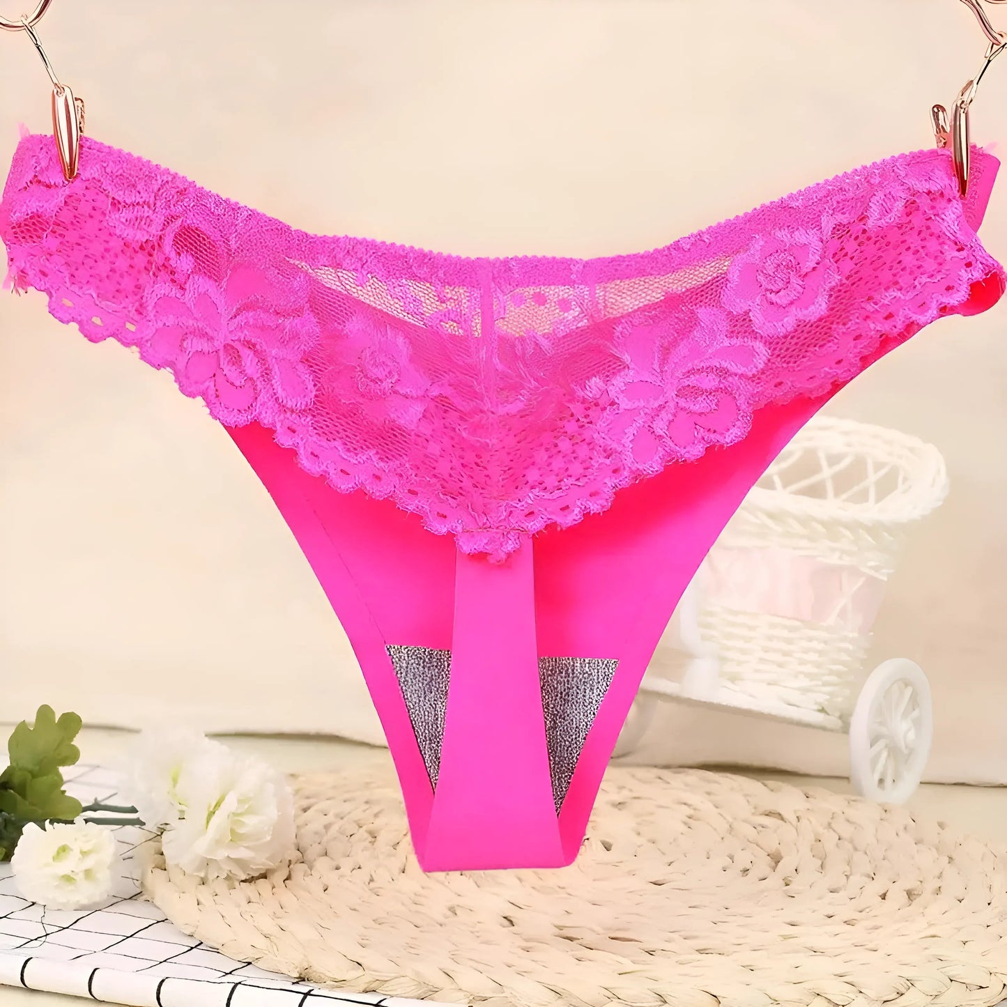 Rose String en dentelle universelle