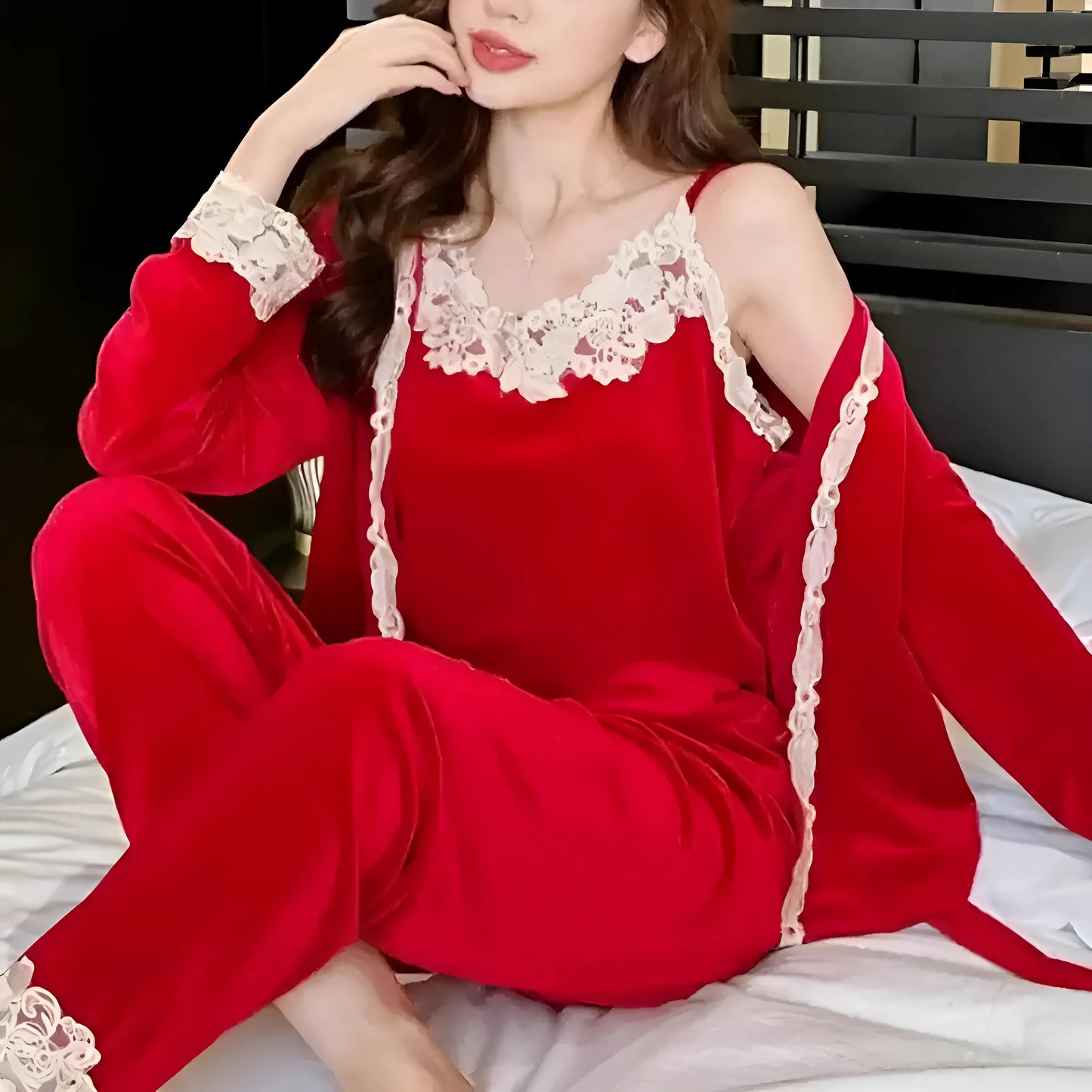 Rouge Ensemble de nuit avec dentelle