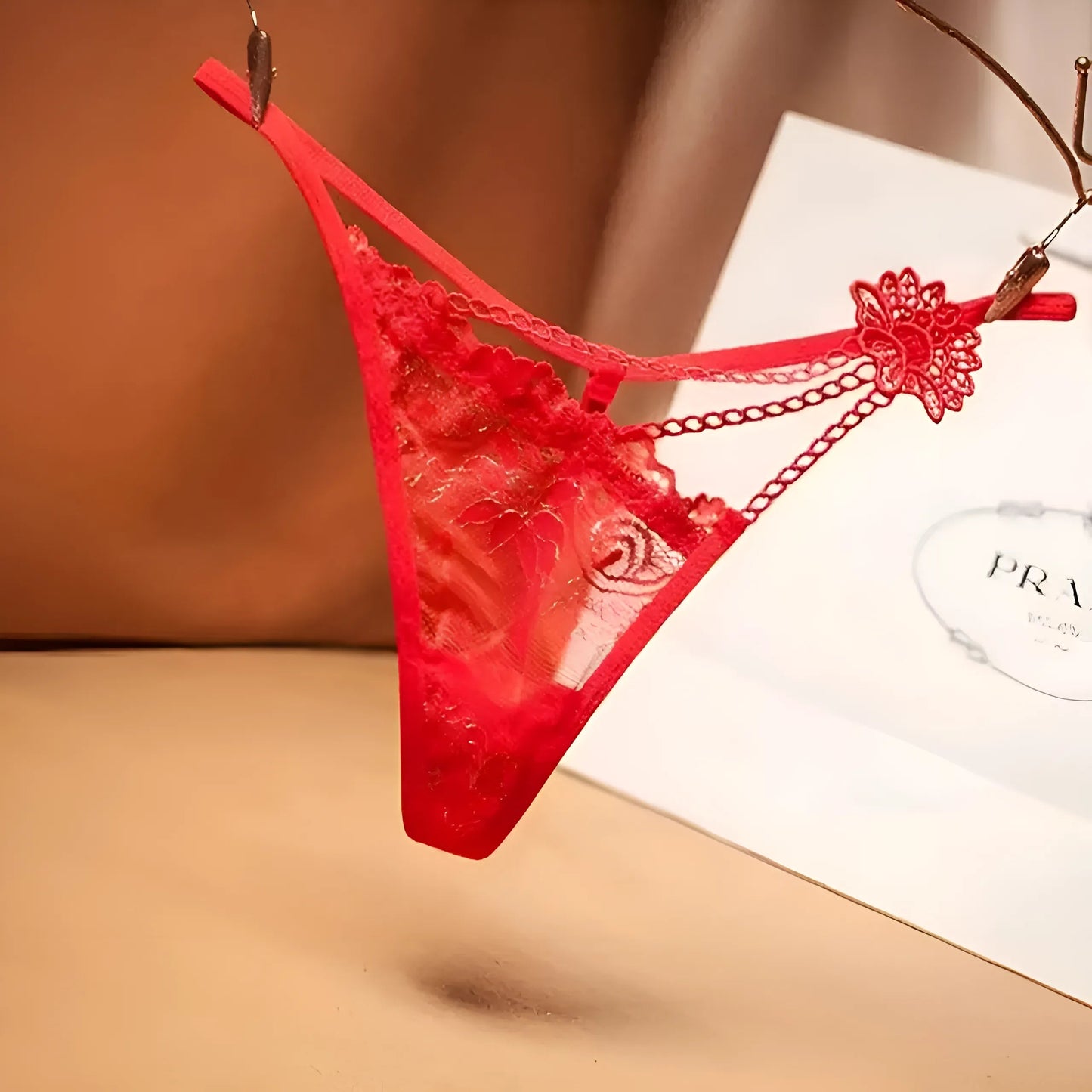 Rouge Pantalons en dentelle transparente