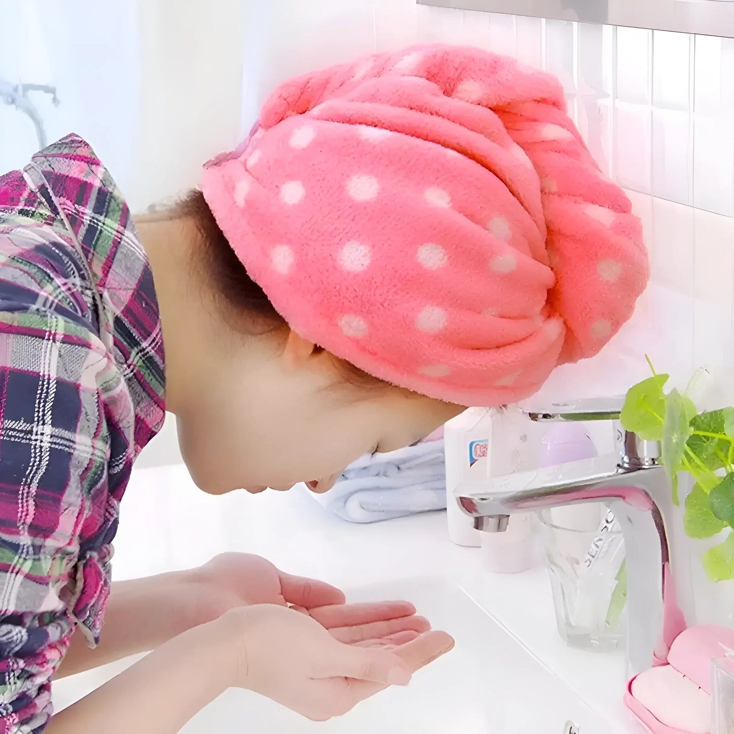 Serviette à cheveux à pois