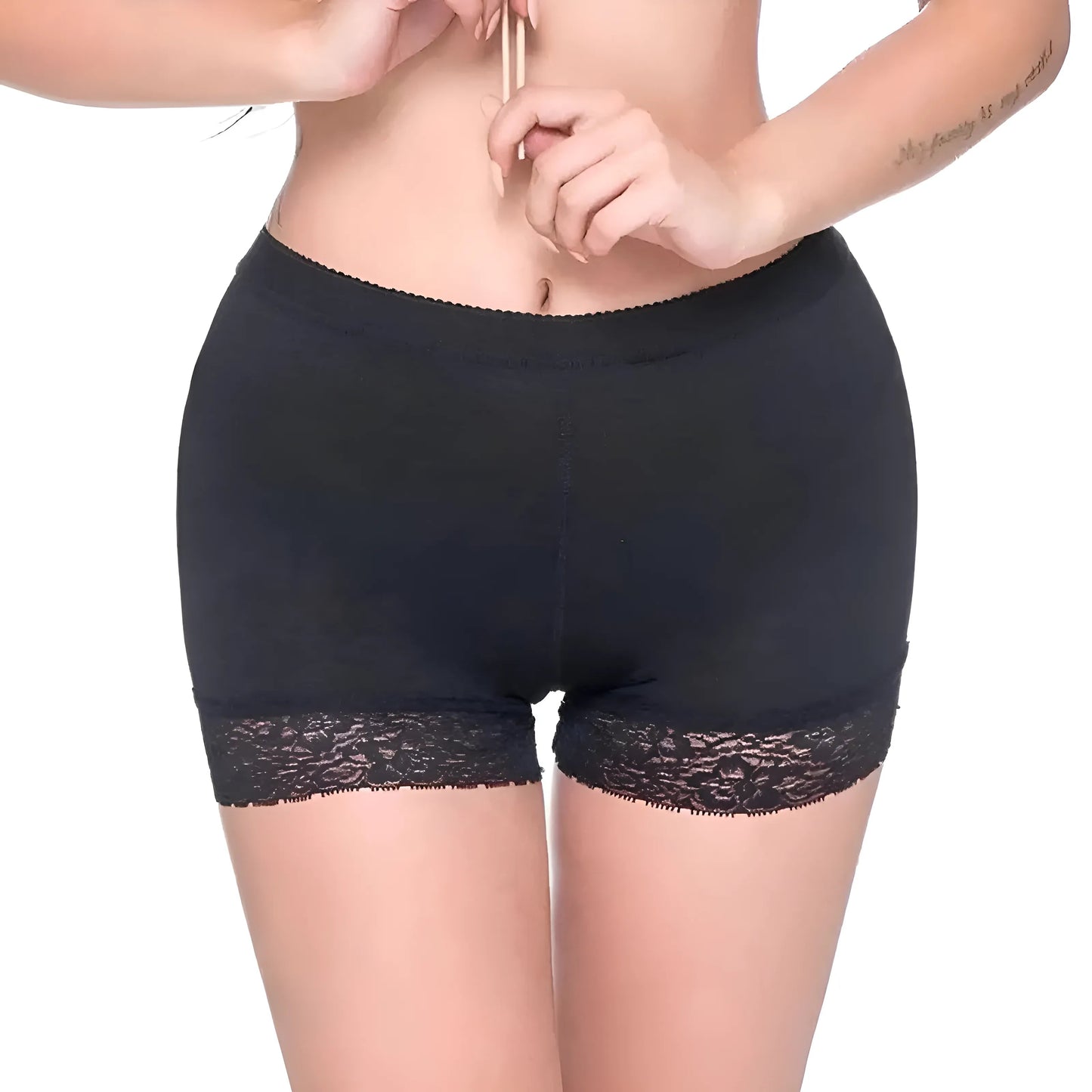 Shorts de mise en forme avec dentelle