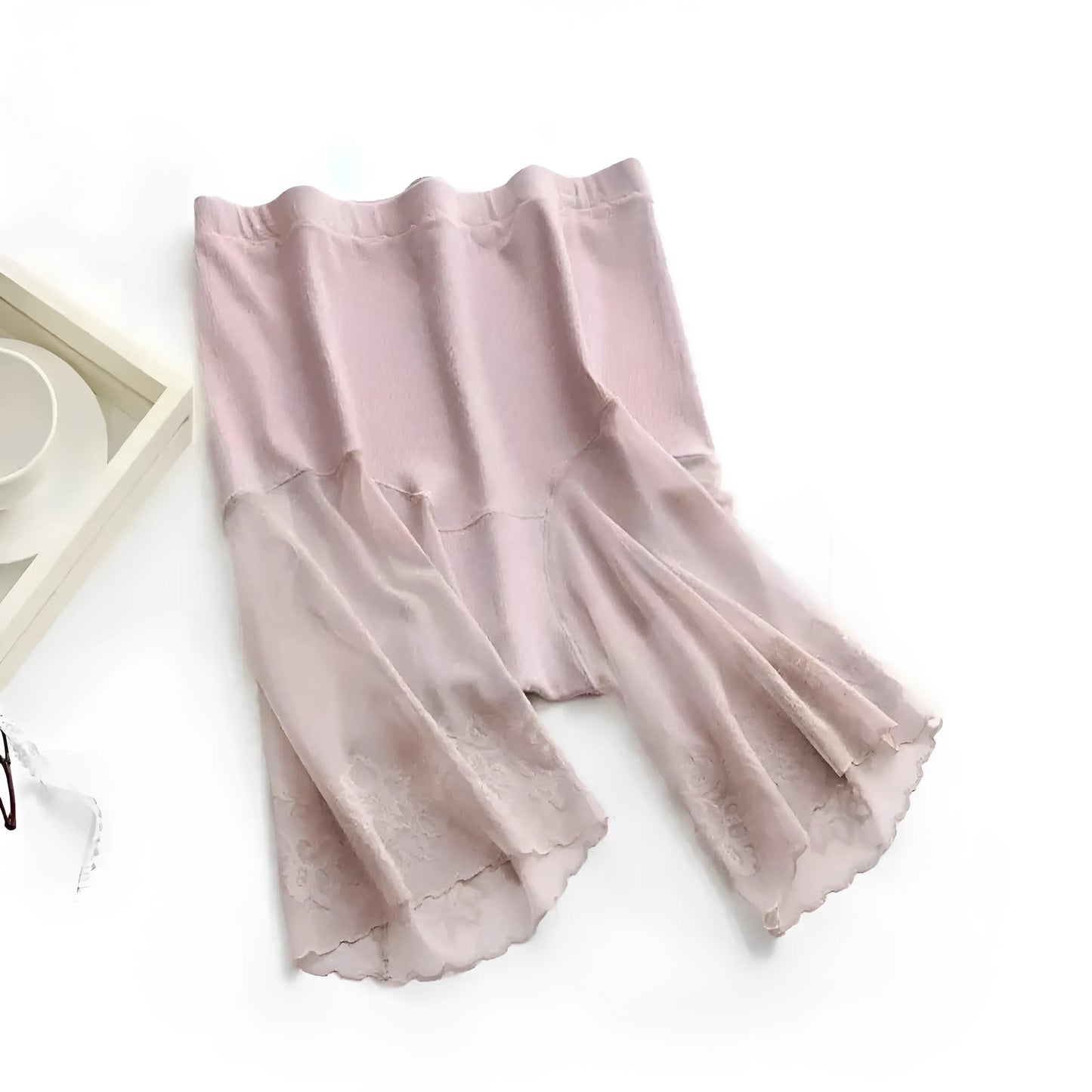 Shorts de modelage avec dentelle