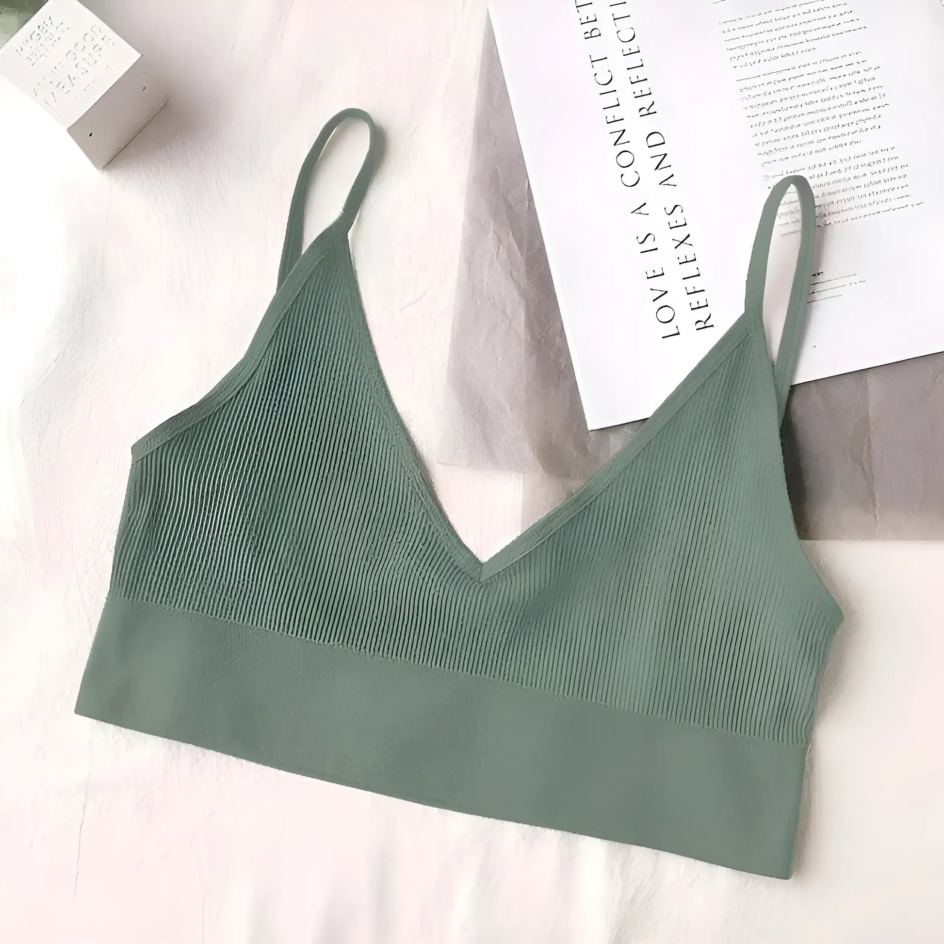 Soutien-gorge à armatures simples