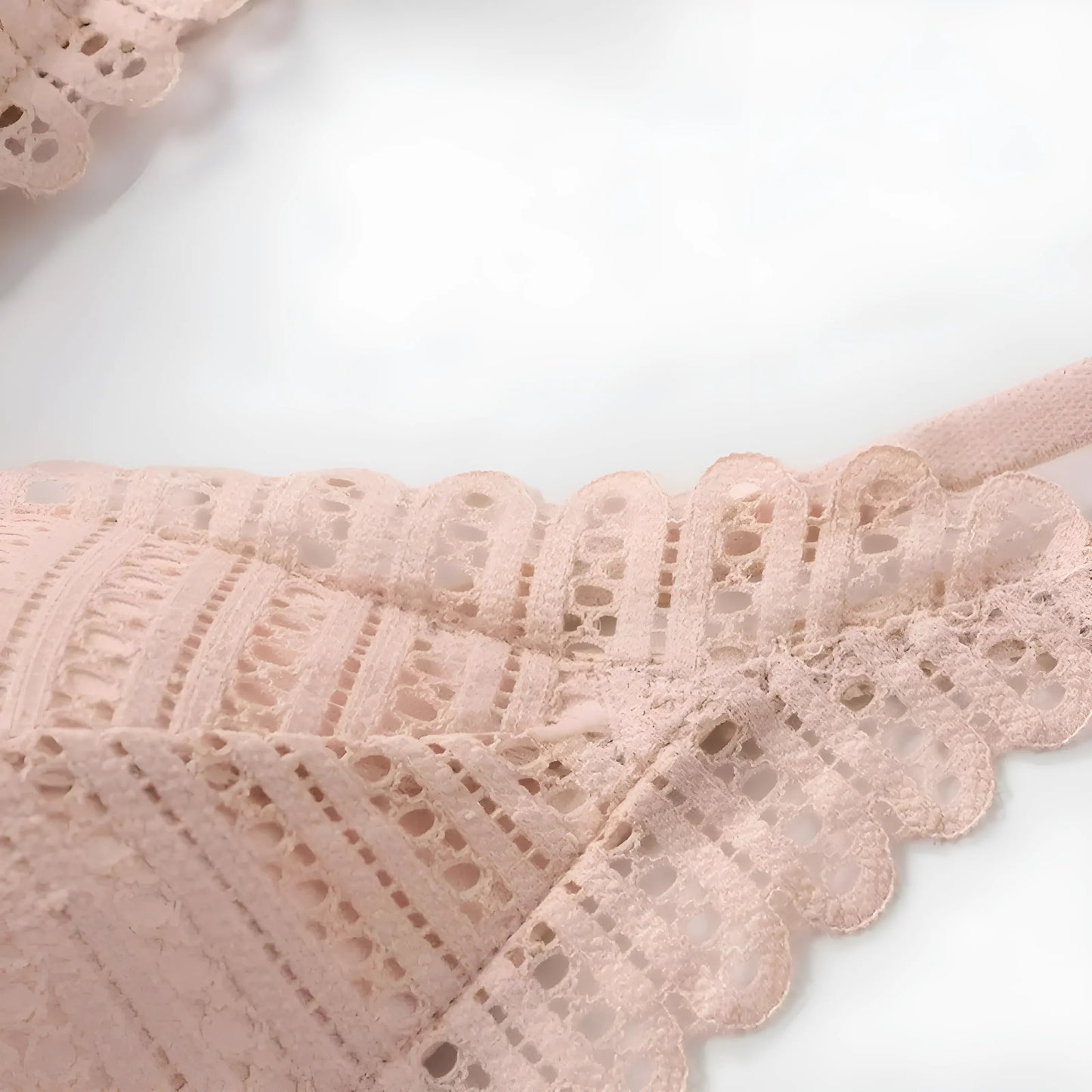 Soutien-gorge à fermeture en dentelle