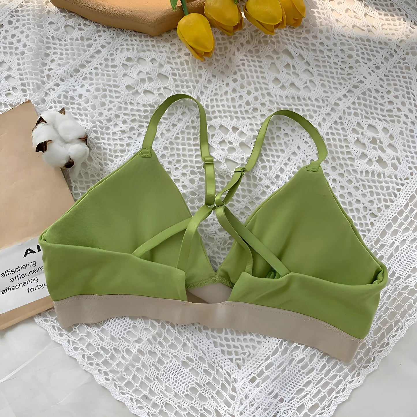 Soutien-gorge simple avec strap décoratif