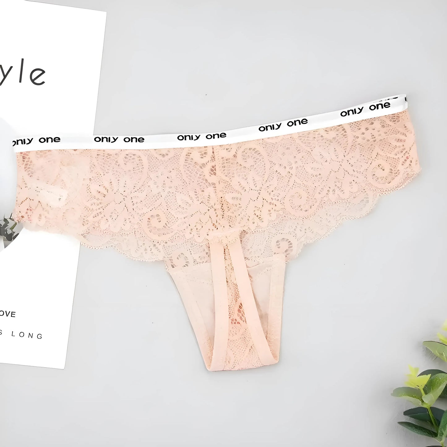 String en dentelle