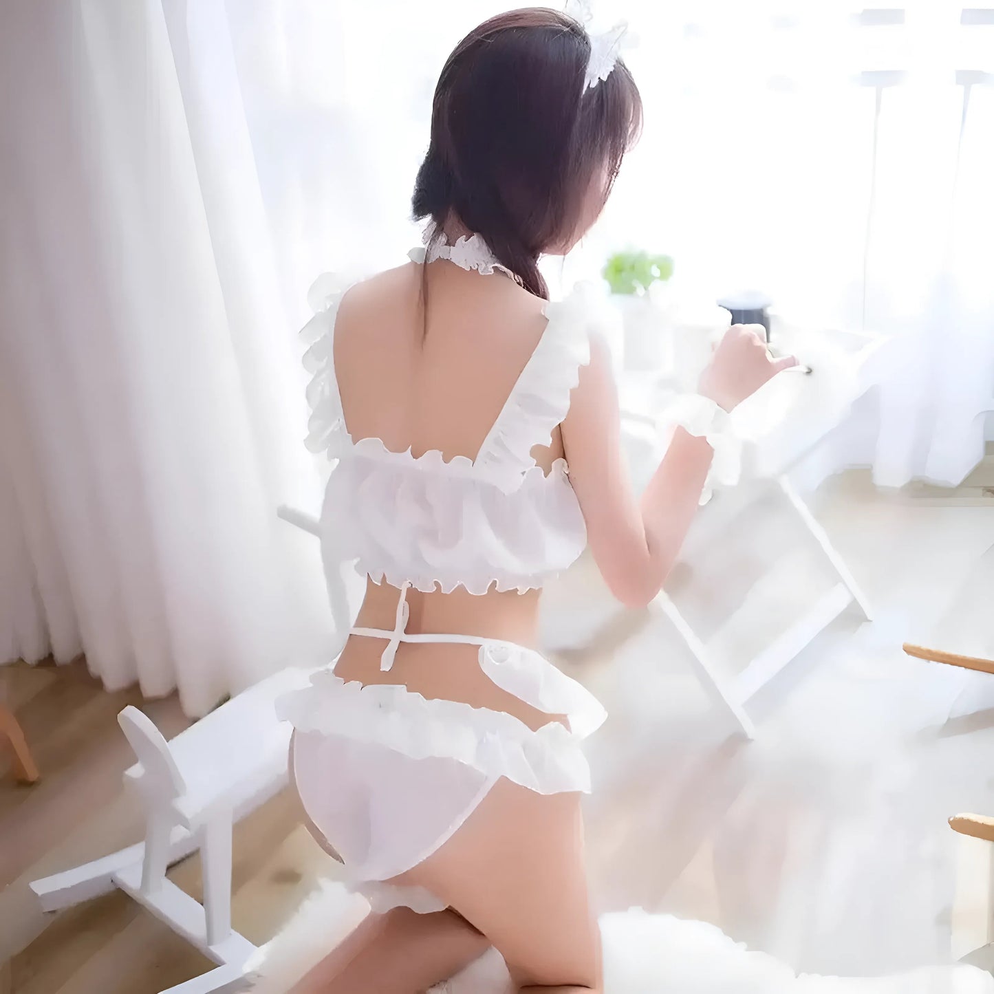 Tenue sensuelle à volants