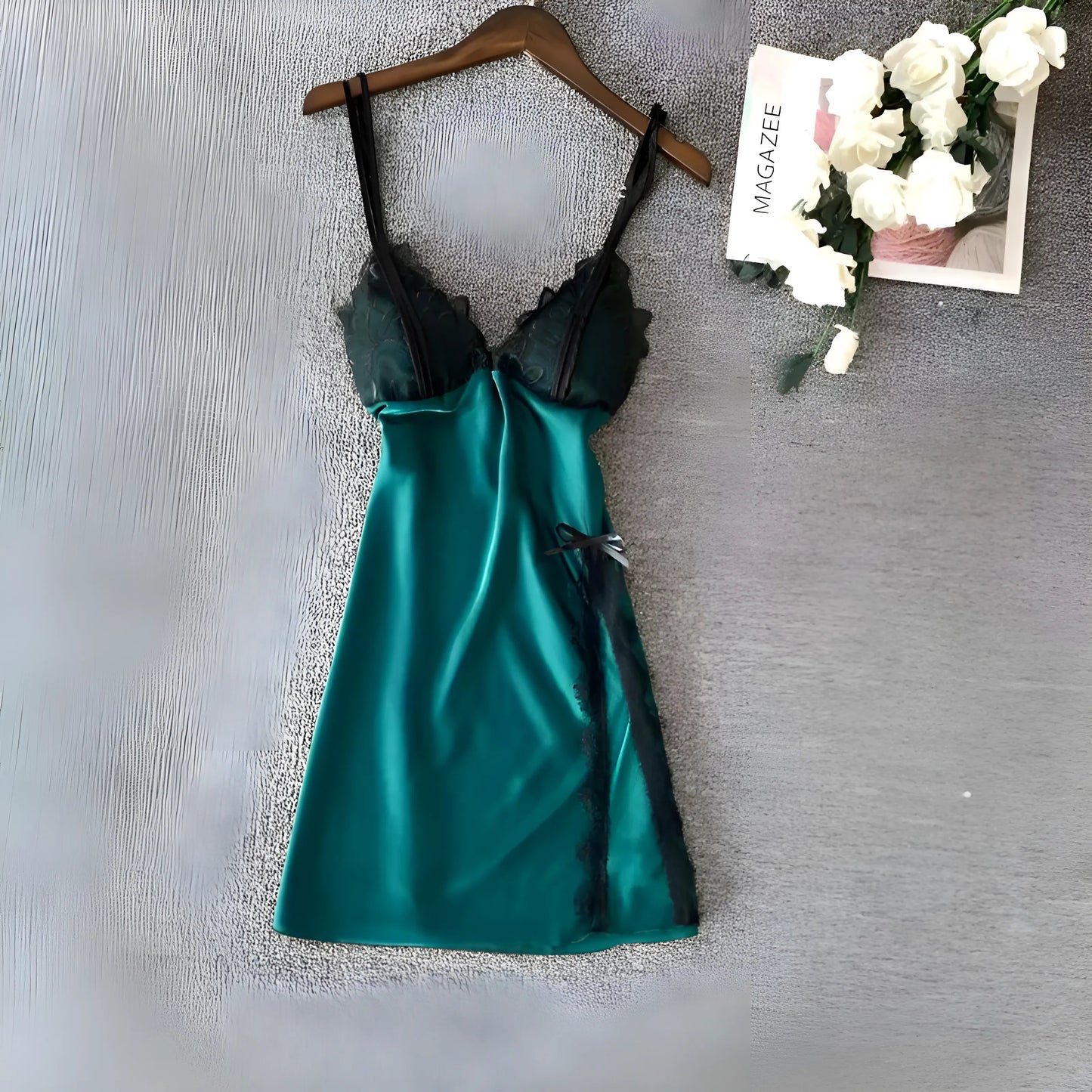 Vert Nuisette avec dentelle et fente