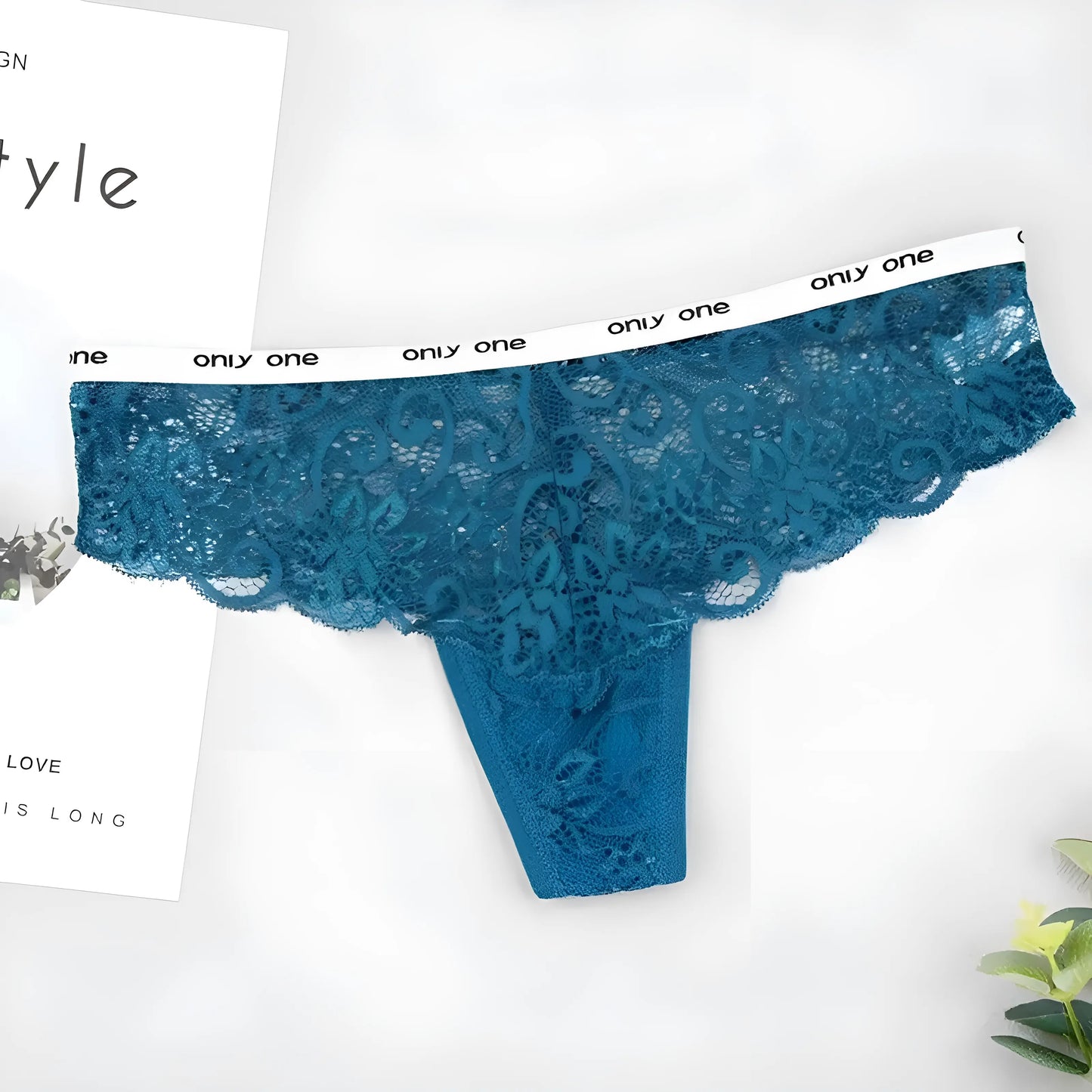 Vert String en dentelle