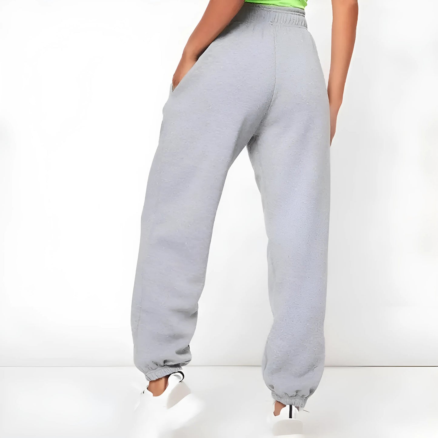 Vêtements de sport à coupe classique