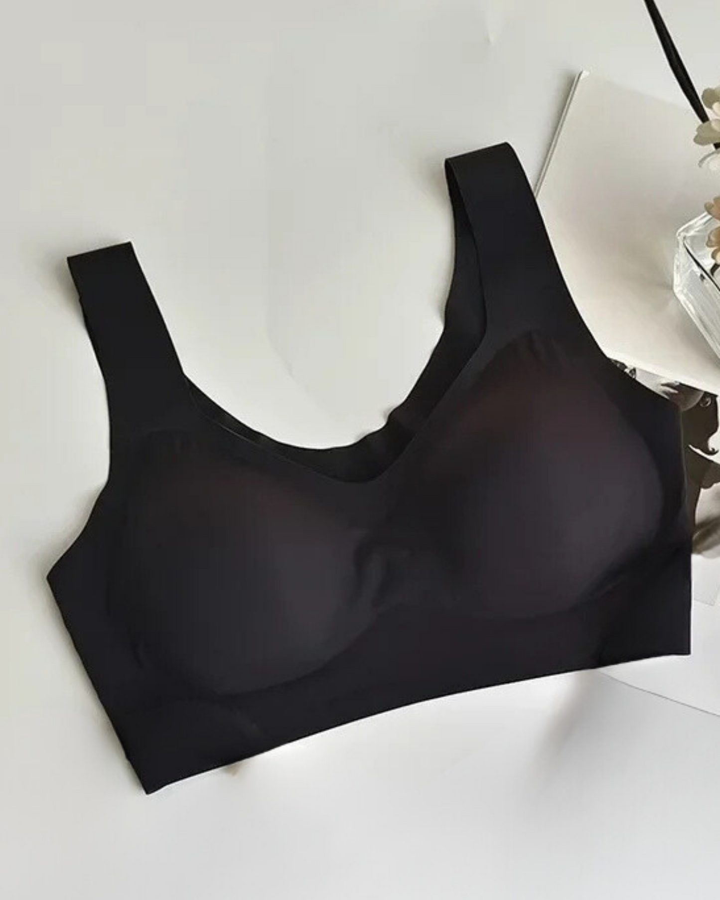 Soutien-gorge doux sans coutures avec larges bretelles