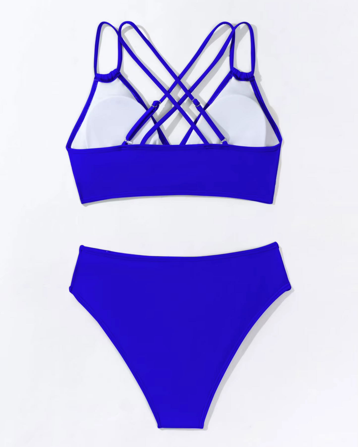 Maillot de bain avec des bretelles croisées dans le dos