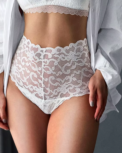 Culotte en dentelle taille haute