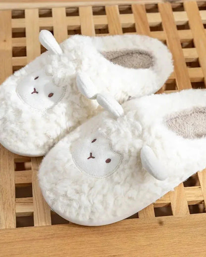 Chaussons en peluche mouton