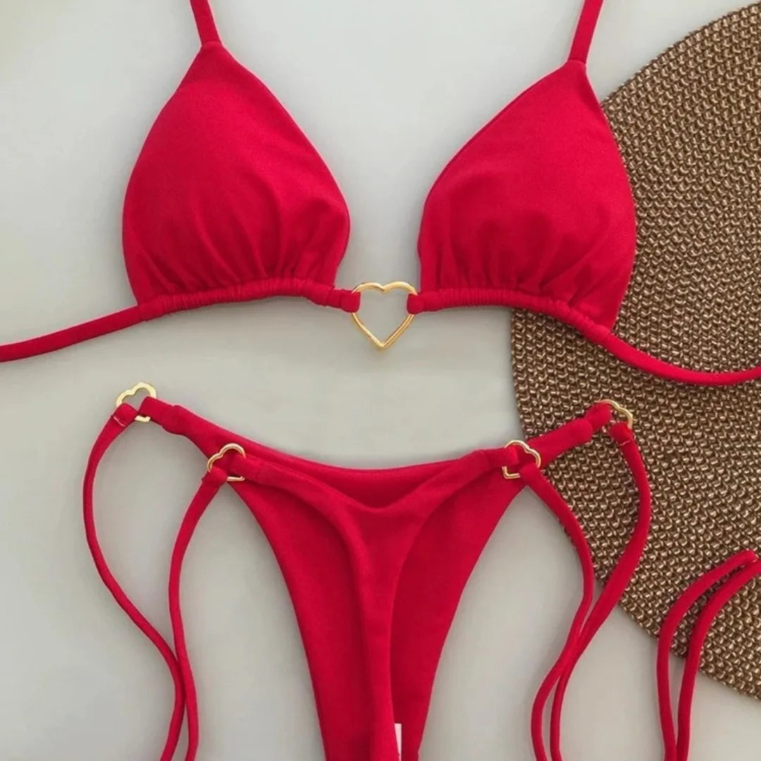 Bikini deux pièces avec détails cœurs dorés