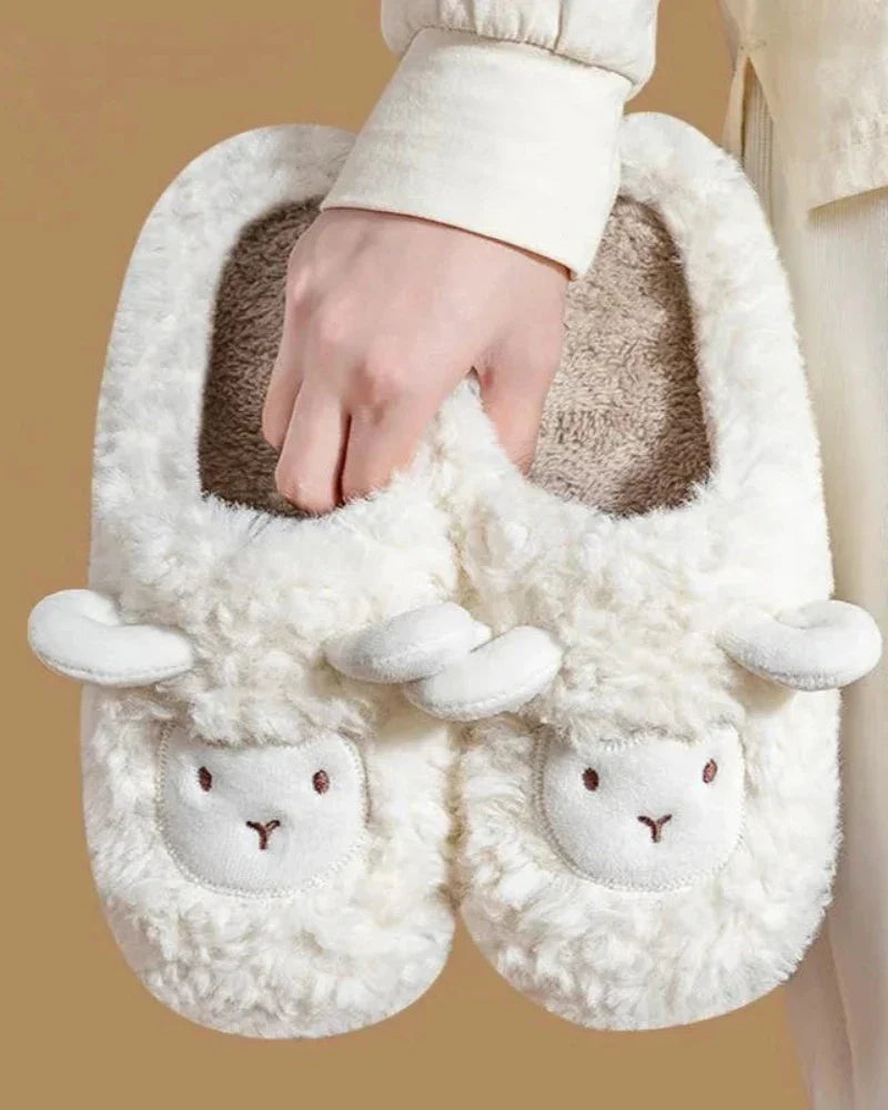 Chaussons en peluche mouton