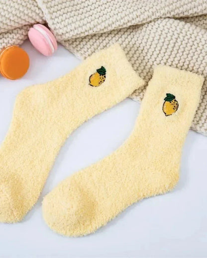 Chaussettes longues et pelucheuses avec broderie