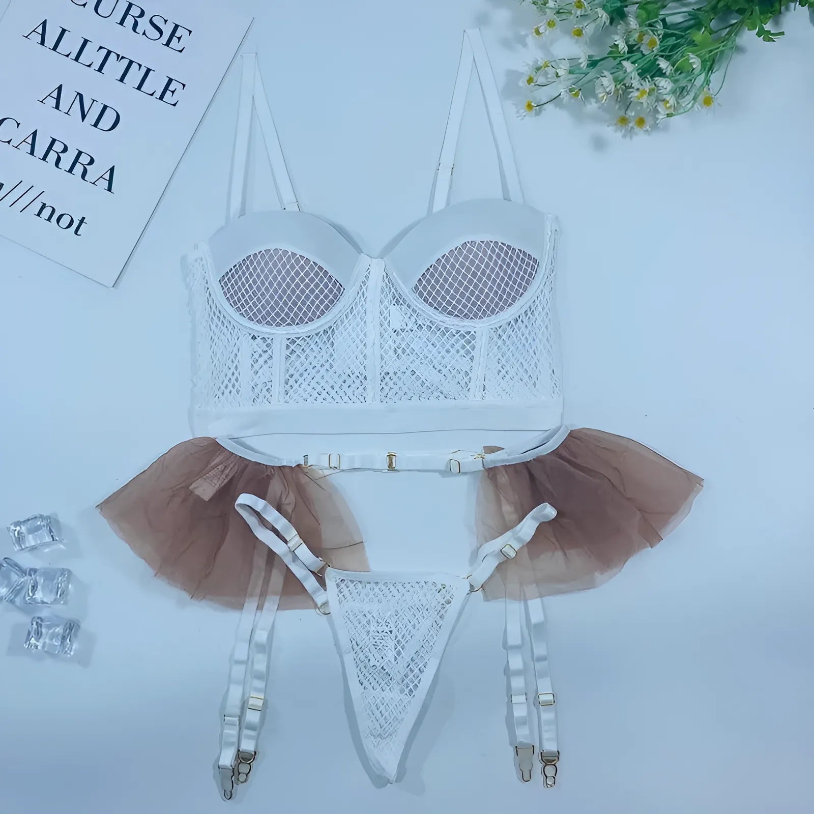 Blanc Ensemble de lingerie en dentelle avec volants