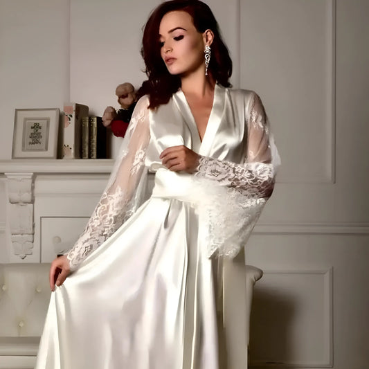 Blanc Robe en satin longue avec dentelle