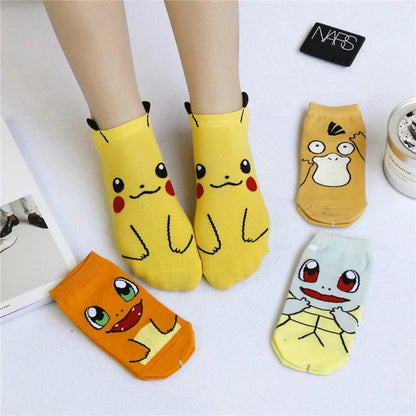 Chaussettes courtes avec des impressions de pokemon