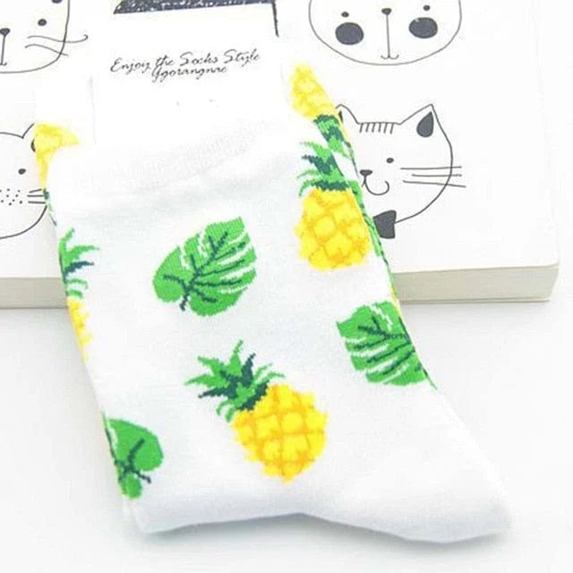 Chaussettes longues avec des imprimés de fruits et légumes - blanc / 35-39